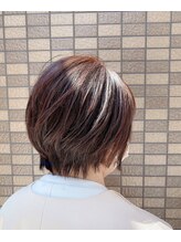 アイズヘアー(I’S hair) ショート/ショートボブ/明るいグレイカラー