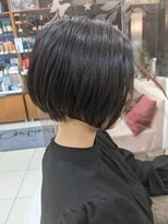 バンブーヘアクラブ 常盤平店 前下がりボブ