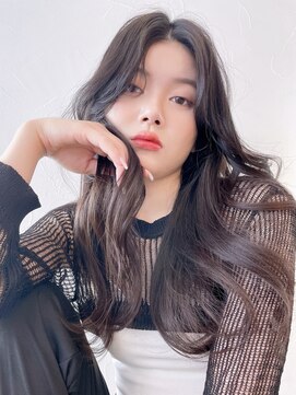 アイティーバイアルバム 八王子店(IT by ALBUM) くびれヘア_斜めバンググレージュカラーシルキーベージュ_39209