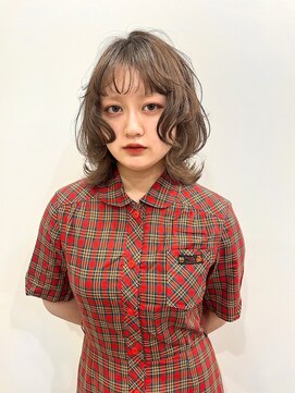 ゼストララ(ZEST Lara) マロンブラウン×ウルフカット