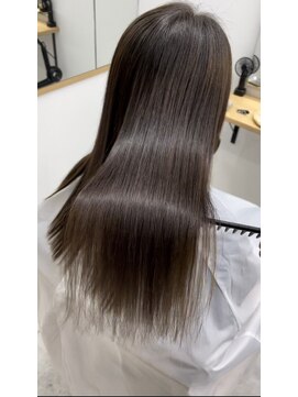 スリーヘアー(THREE hair) 酸性ストレート