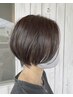 自然に収まるショートヘア！地毛風ストレート＋カット＋カラー＋AujuaTR