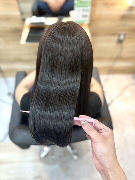 アグ ヘアー ミロ 本厚木店(Agu hair milo) アディクシー×ULTOWA サラサラロング〇本厚木