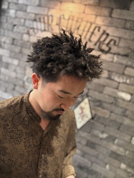 フォーコーナーズカットショップスリーセント 栄(FourCornersCutShop 3/cent) スパイキーアフロ