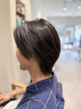 ネネン 久喜(Nennen) センターパートスタイル