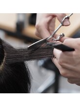 【動きが出やすい・頭の形が綺麗に見える骨格矯正】セニングのこだわり[吹田/メンズサロン/メンズカット]