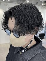 フィフス 大分(fifth)&nbsp;大分強めツイストスパイラルパーマメンズカットセンターパート