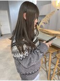 くすみ過ぎない柔らかいオリーブ!