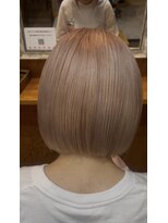 ヘアーサロン アトリエ(Hair salon ATORIE)&nbsp;ぱっつんボブブリーチカラーペールベージュ