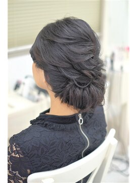 リサ 恵比寿(risa.) ゆったりギブソンタック