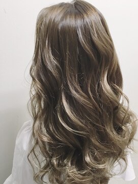 ビートヘアー 彦根イオンタウン店(BEET HAIR) ベージュハニーヘア【BEET イオンタウン彦根店】