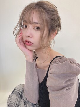 シェルター バイ トウキョウ(Shelter by TOKYO) #後れ毛#透け感ミディアムアレンジ