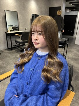 フィーネ 横浜(Fi -Ne) 明るめベージュブラウン×プルエクステ