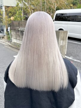 フリーラ 表参道(freera) ブリーチダブルカラーホワイトカラーインナーカラー裾カラー艶髪