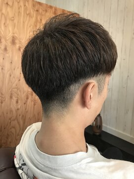 バーバーコマ(BARBER KOMA) ツーブロック