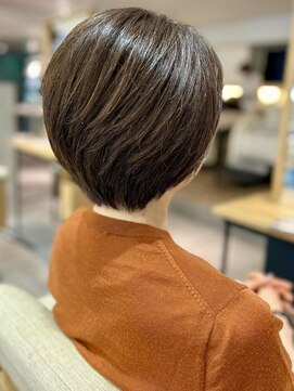 フリップビーアヴェダ(FLIP B AVEDA) 本八幡×ショート×前髪カット×トリートメント
