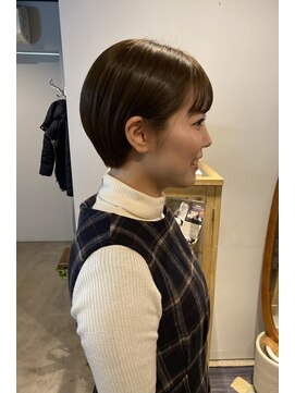 ボルペ(volpe) お手入れ簡単丸みショート