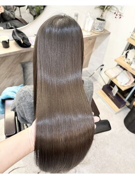 アイプラス(i plus+) ワンランク上の髪質改善で美髪に