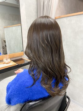 クラン 岡本(Chlan) オリーブアッシュ×ミディアムレイヤー