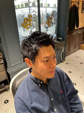 ルドローブラント 有楽町店(Ludlow Blunt) 【LUDLOW　BLUNT】バーバーヘア　スパイキーショート