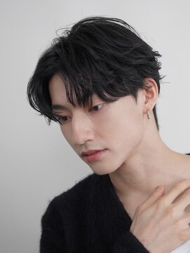 レタッチバイフィフス(RETOUCH by fifth) 原宿フェザーパーマルーズパーマメンズカットセンターパート30代