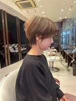 アース 栄店(HAIR&MAKE EARTH) earthショートレイヤーボブミルクティー丸みショートボブ