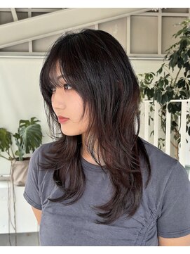 アクアオモテサンドウ(ACQUA omotesando) bロングレイヤーハッシュカットハイレイヤーウルフカット