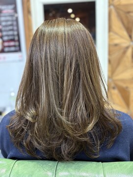 ヘアーラウンジ エゴ(Hair Lounge EGO) ブリーチゼロで明るいカラーに!