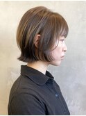 横浜西口ショートボブ顔周りレイヤーボブイルミナカラーベージュ