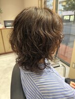 ロダ ヘアー(RODA hair) 縦ラインを意識したパーマスタイル