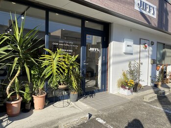 JIFFY hair salon