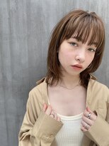 レオニード 表参道(LEONID)&nbsp;ストレートスタイル　ミディアムレイヤー　佐々木