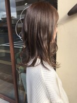 グラフ(graph.)&nbsp;大人可愛い20代30代40代小顔外ハネセミディス