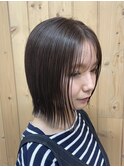 大人可愛い小顔ワンサイドショートボブ丸み前下がり2