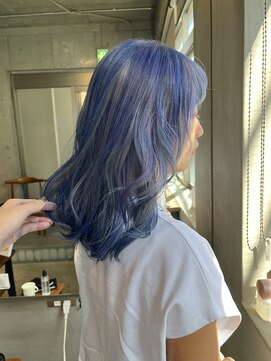 エッジ 下北沢(edge.) ブルーデザインカラー　edge.下北沢