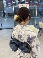 ブラウン(Brown)&nbsp;シニヨンアレンジ