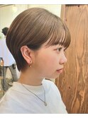 耳かけショートボブ　(村中)