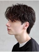 センターパート毛流れ韓国ニュアンス波巻きスパイラルパーマ緩め