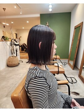 ヨハク(yohak) 外はねボブ