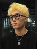 アップバングツーブロックダブルカラーブリーチメッシュ