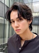 トルネード(TORNADO)&nbsp;アップバングフェザーミディアムウルフ　n7.7.25