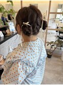 お祭りヘアアレンジお呼ばれヘアお団子ツインヘア結婚式ヘア