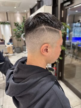 ステアケース 武蔵小杉店(stair:case) スキンフェード×ラインアート