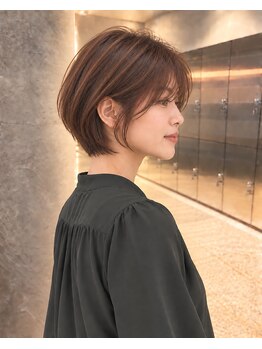 ヘネン(Hennenn)の写真/一人ひとりの魅力を引き出し、日常に溶け込むヘアスタイルを♪自然になじむ美しさへ！