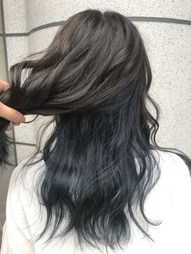 カルマ(KARMA) 【滝担当】インナーカラーネイビーブルー