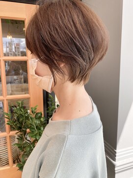 ヤエカ(yaeca) 美人ショート