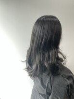 イリ 梅田(ili) カーキグレージュ