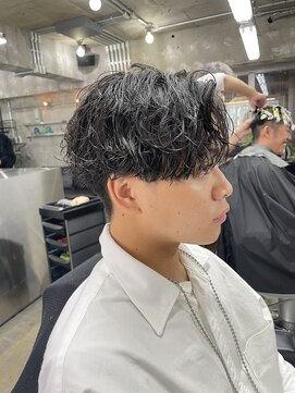 ロンドガルマン 名古屋(Lond GULLMAN) Ryu指名チリつかない波打つツイスパ