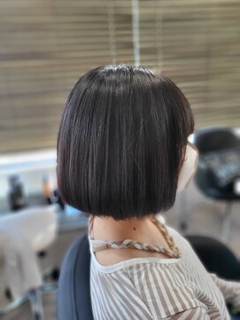 フロート ウラ(FLOAT ula) 愛されボブ