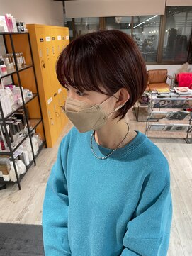 コワファーストナガサキシャンプーボーイ(COIFF1RST NAGASAKI SHAMPOO BOY) 大人可愛い20代30代40代黒髪前下がりショートボブ丸みショート◎